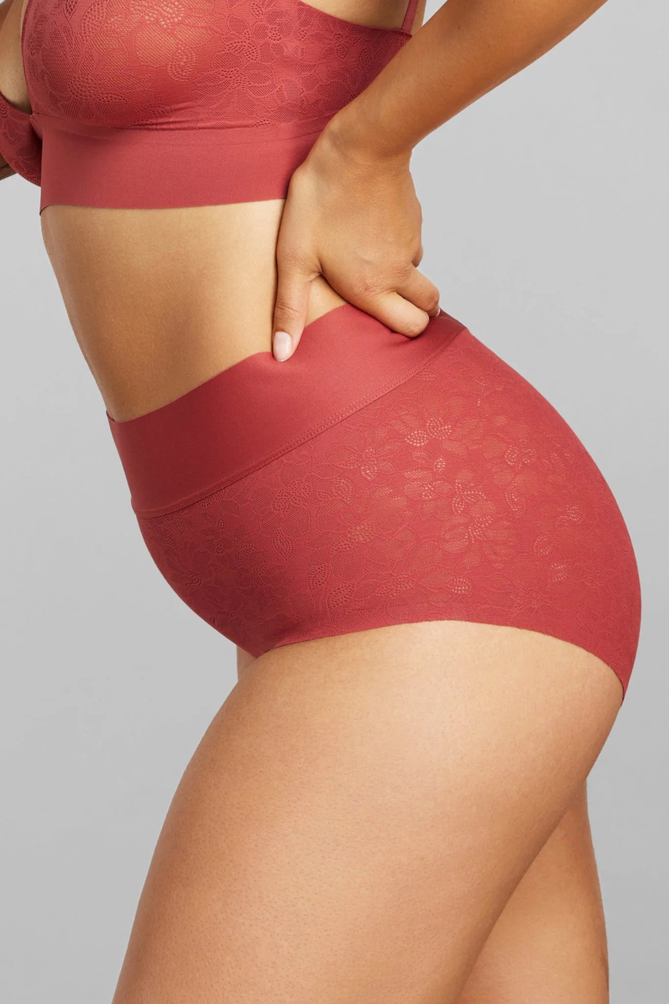 Rita Lace Boyshort - Red